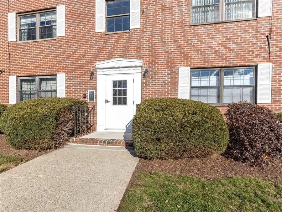 360 Neponset Street #702, Canton, MA 02021 - Image #2