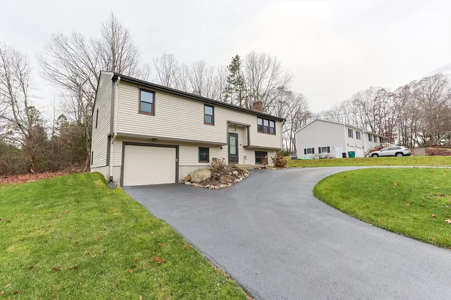 44 Montclair Drive, North Attleboro, MA 02760 - Image #3