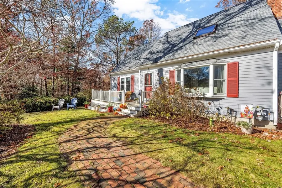 6 Southfield Ln, Sandwich, MA 02563 - Image #2