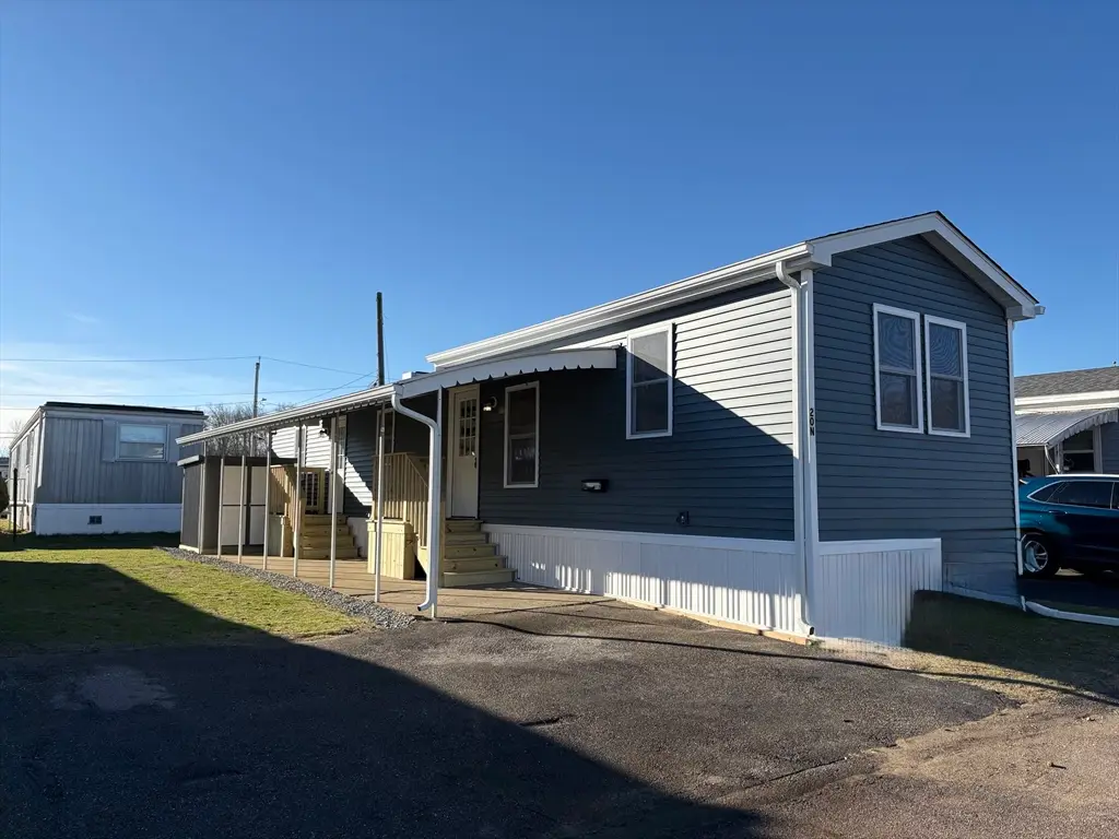 300 East Washington #20N, North Attleboro, MA 02760 - Image #1