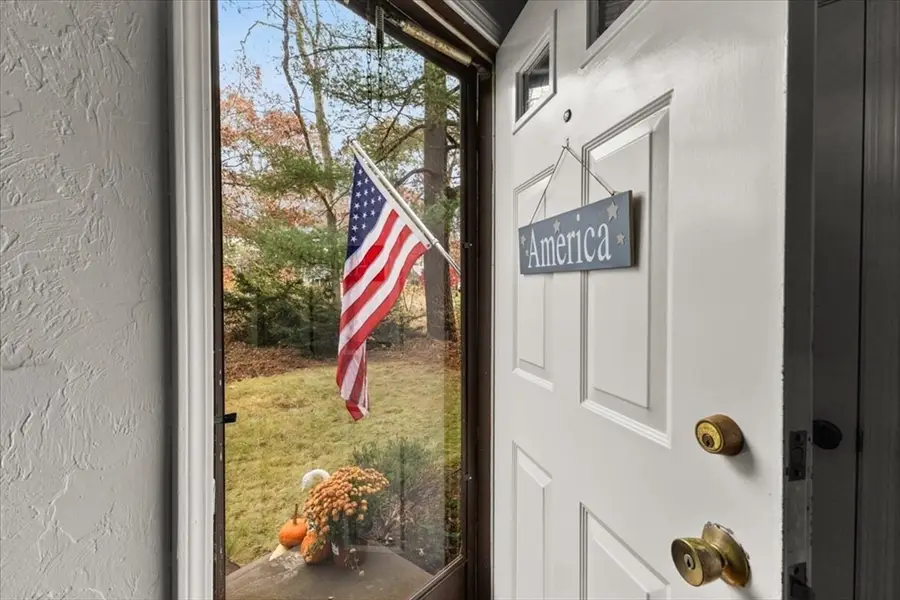 77 Kiahs Way, Sandwich Town, MA 02537 - Image #2