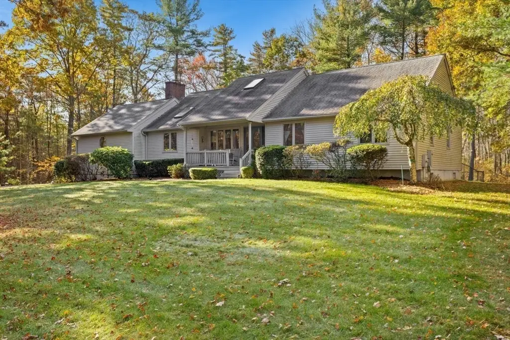 14 Alberta Ln, Lakeville, MA 02347 - Image #1