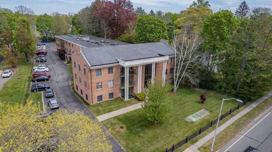 31 Church Grn #303, Taunton, MA 02780 - Image #2