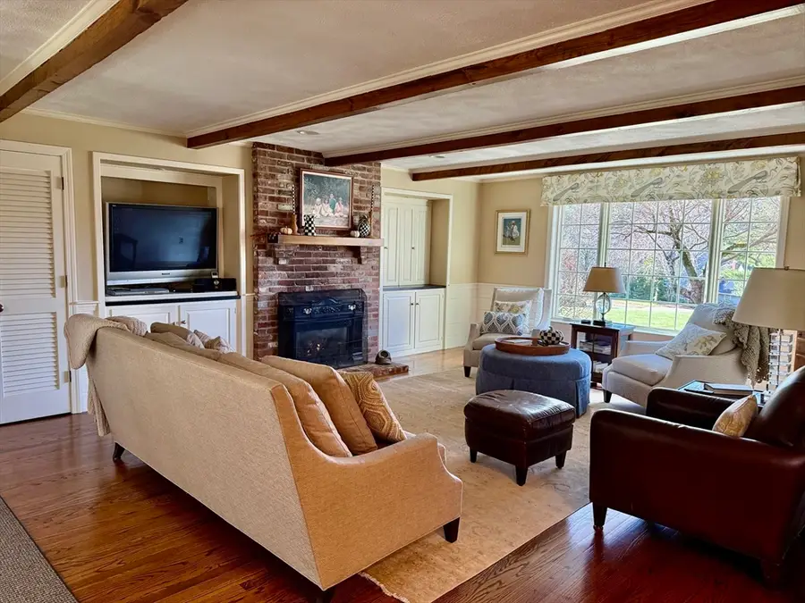 23 Algonquin Road, Medfield, MA 02052 - Image #3