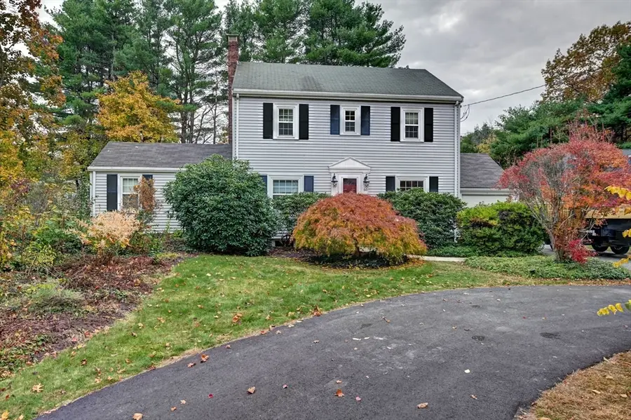60 Warwick Dr, Westwood, MA 02090 - Image #2