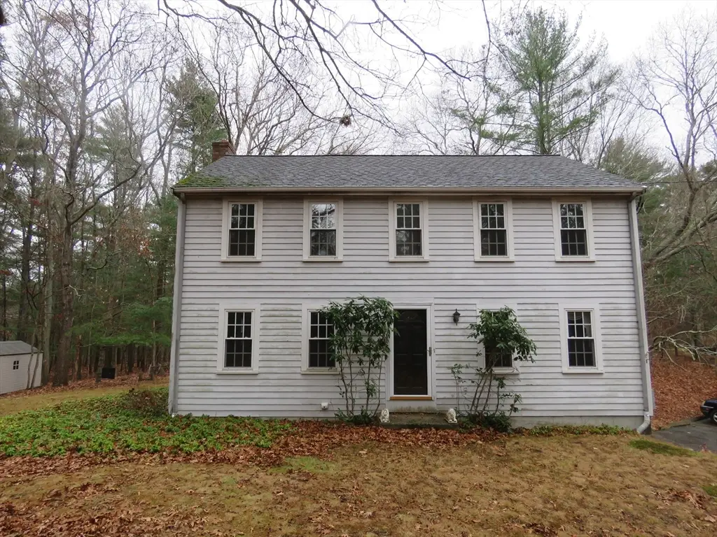 18 Wampatuck St, Pembroke, MA 02359 - Image #1