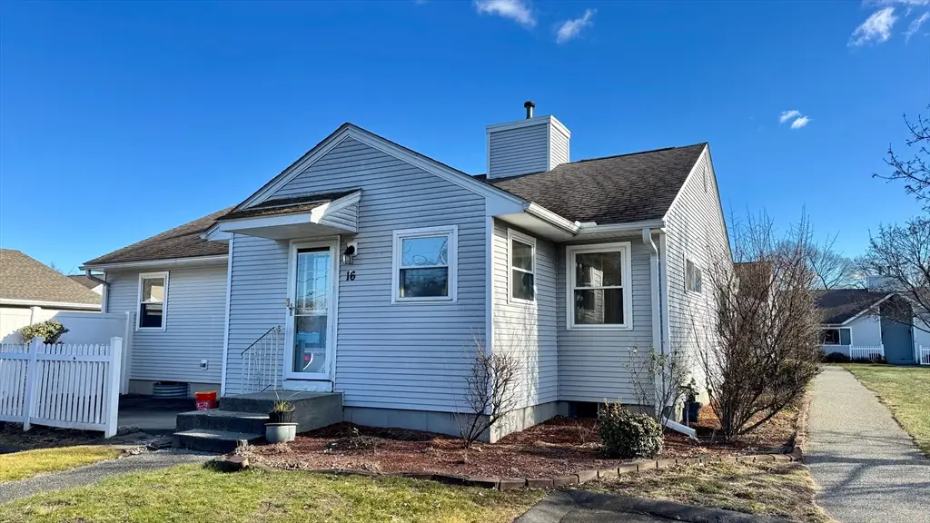 16 Collins St #16, Chicopee, MA 01022 - Image #1