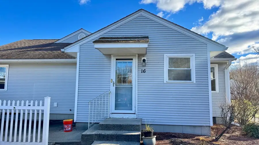 16 Collins St #16, Chicopee, MA 01022 - Image #2