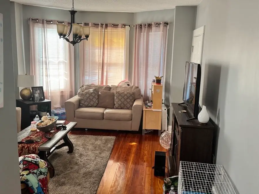 136 Dartmouth St, New Bedford, MA 02740 - Image #3