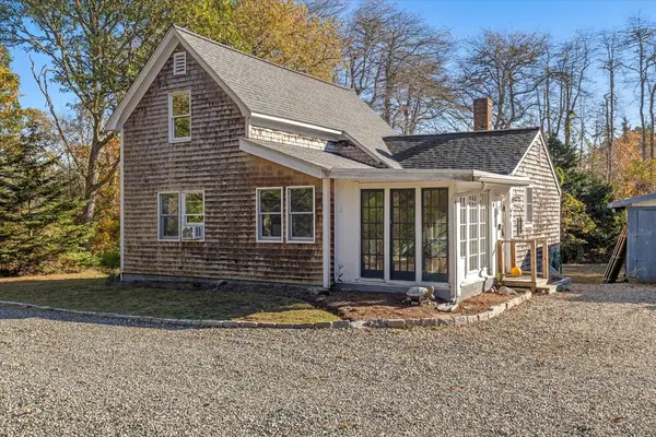 104 Toms Path, Dennis, MA 02639