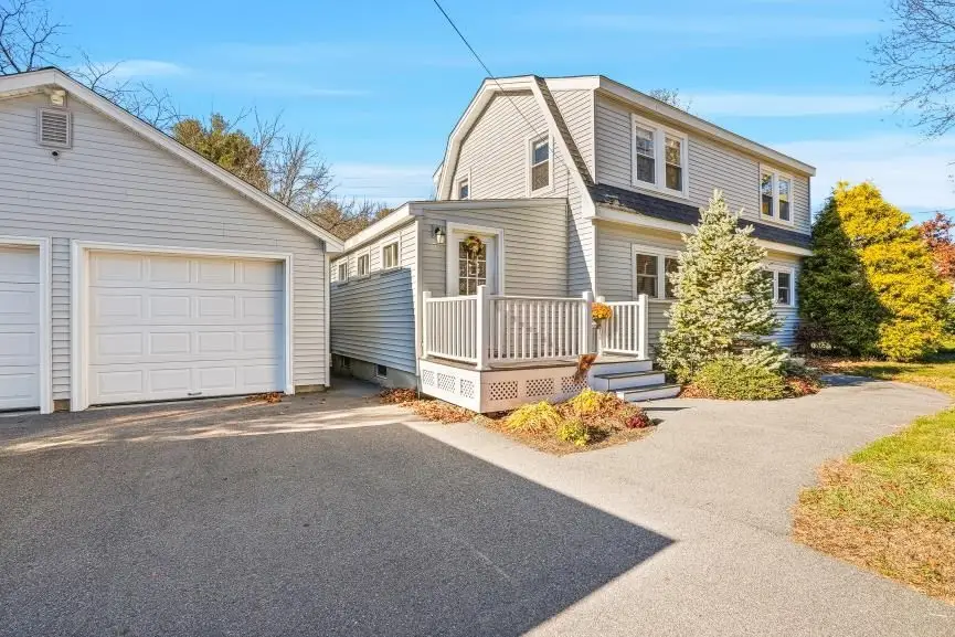 49 Grove St, Upton, MA 01568 - Image #2