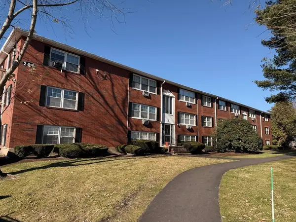 2 Tara Dr #1, Weymouth, MA 02188