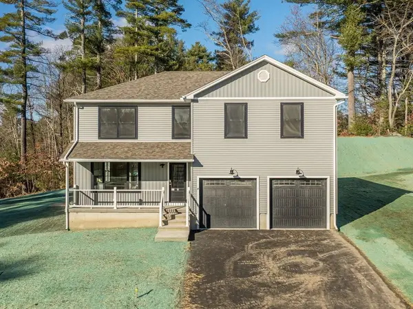 7 High Bluff Rd, Belchertown, MA 01007