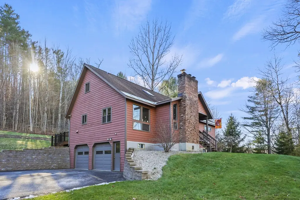 551 Tamarack Rd, Pittsfield, MA 01201 - Image #1