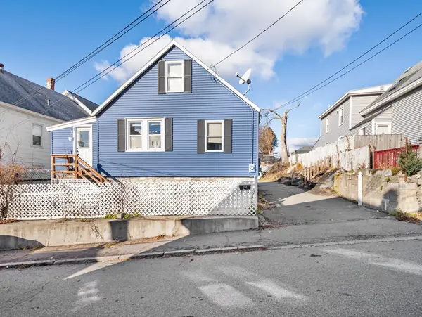 95 S Highland St, Lowell, MA 01852