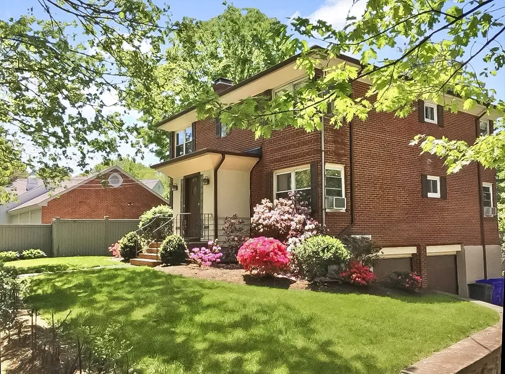 675 Chestnut Hill Ave, Brookline, MA 02445 - Image #1