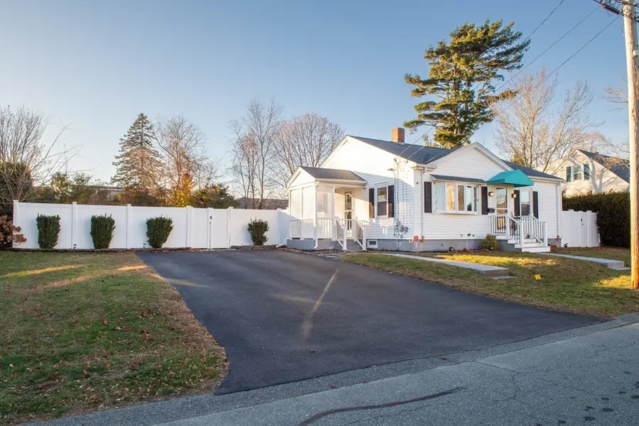 395 Hawes St, New Bedford, MA 02745 - Image #2