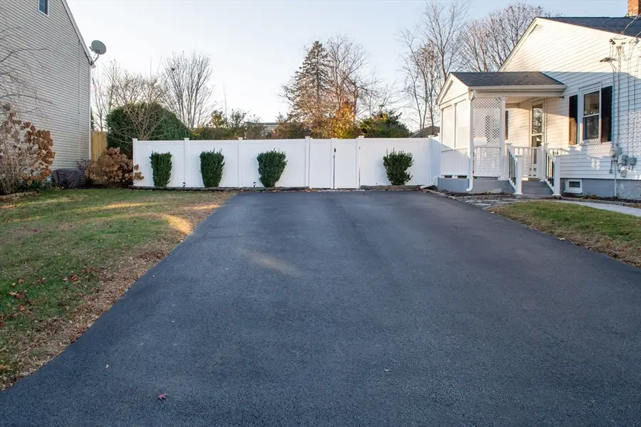 395 Hawes St, New Bedford, MA 02745 - Image #3