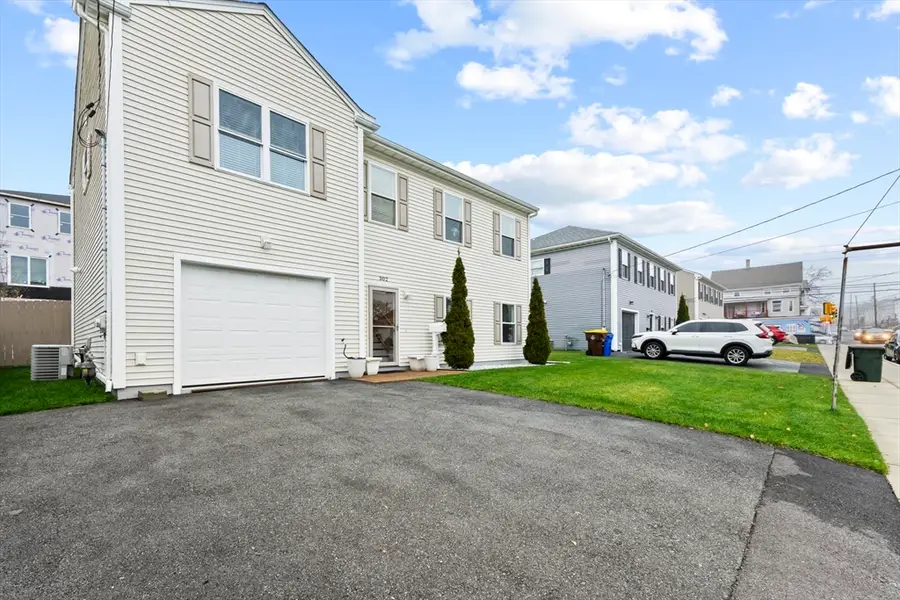 302 Oak Grove Avenue, Fall River, MA 02723 - Image #3