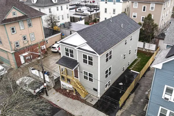 29 Dunford St, Providence, RI 02909