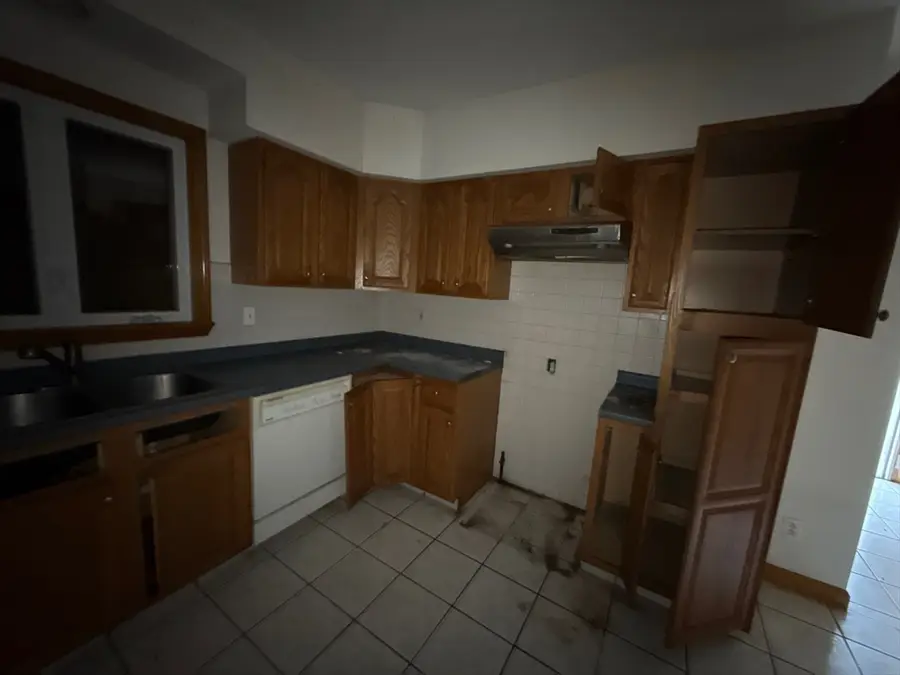 139 Babcock St, Providence, RI 02905 - Image #2