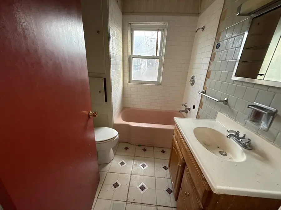 139 Babcock St, Providence, RI 02905 - Image #3