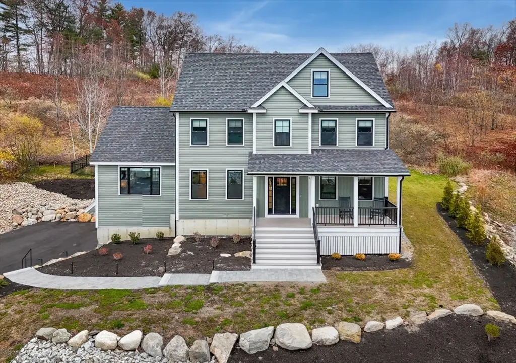 122 Seven Sister Rd, Haverhill, MA 01830 - Image #1