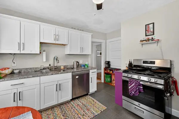 10 Mortimer Place, Somerville, MA 02145