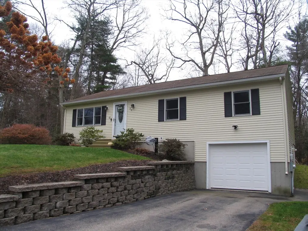 20 Drury Ln, Oxford, MA 01540 - Image #1