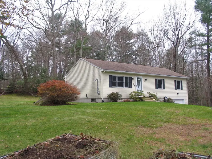 20 Drury Ln, Oxford, MA 01540 - Image #3