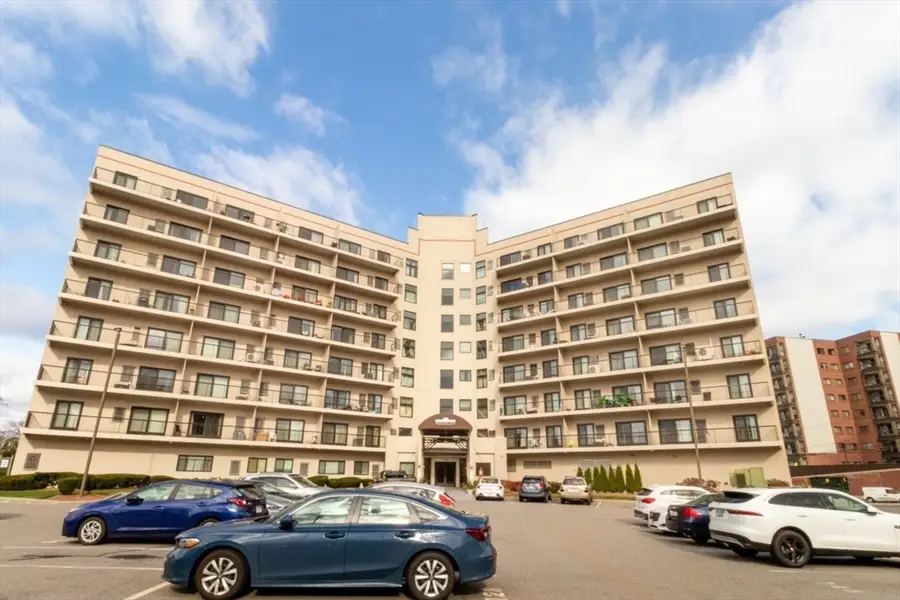 133 Commander Shea Blvd #204, Quincy, MA 02171 - Image #2