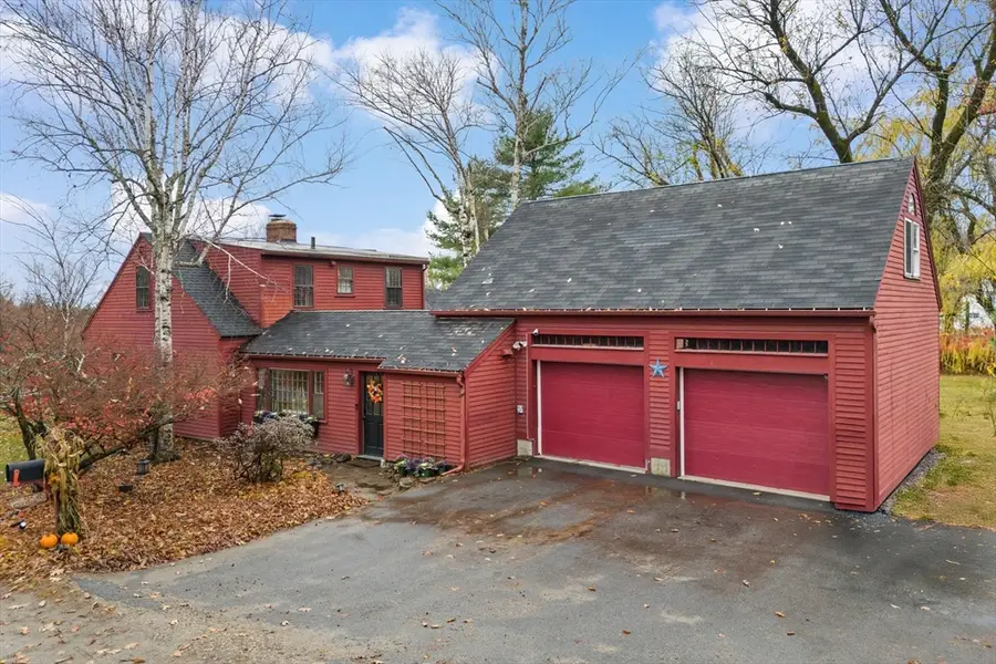 252 Clark Hill Rd, New Boston, NH 03070 - Image #2