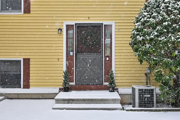 25 Shea #8, Dracut, MA 01826