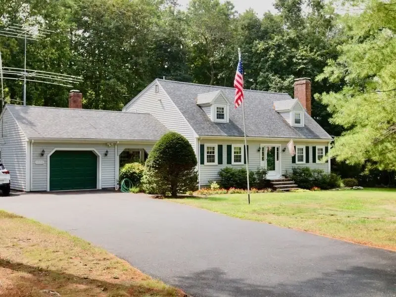 256 Cross Street, Bridgewater, MA 02324 - Image #1