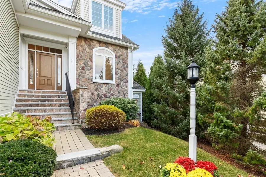 37 Crenshaw Lane #37, Andover, MA 01810 - Image #2
