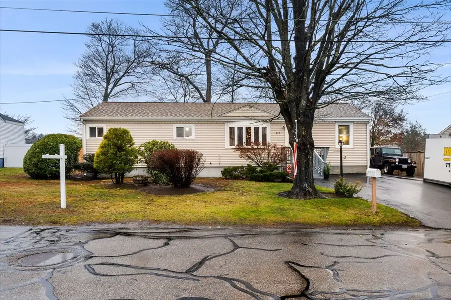 178 Carey Cir, Stoughton, MA 02072 - Image #2