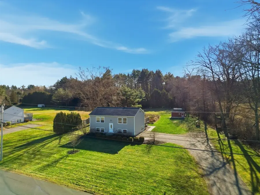 255 West St, Belchertown, MA 01007 - Image #2