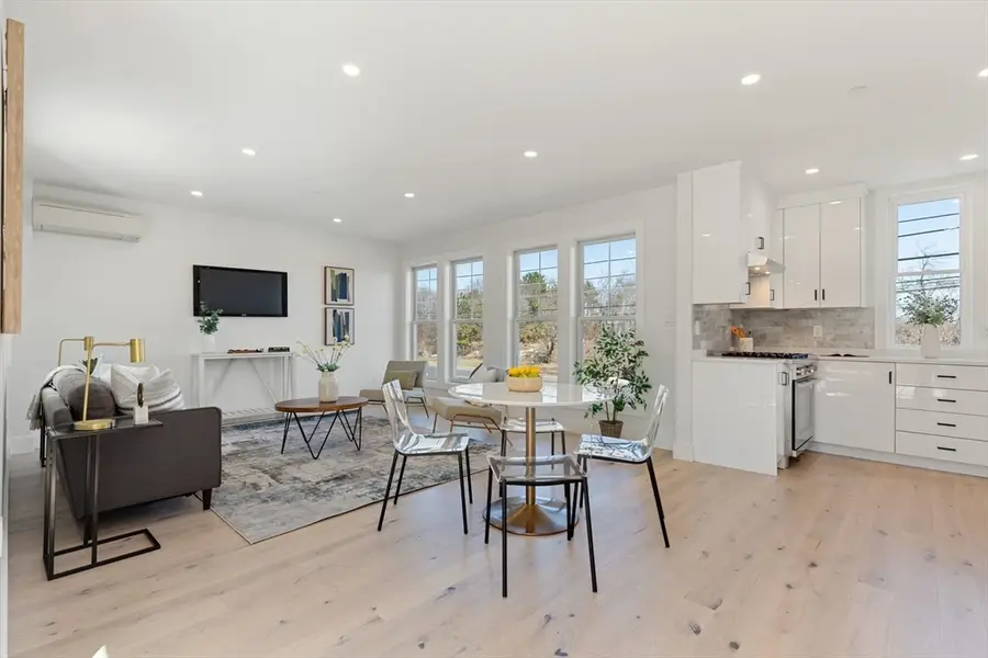 658 Mystic Ave #A, Somerville, MA 02145 - Image #2