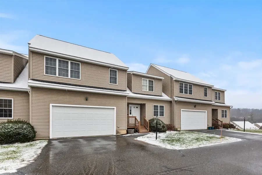 150 Ariel Cir #150, Sutton, MA 01590 - Image #2