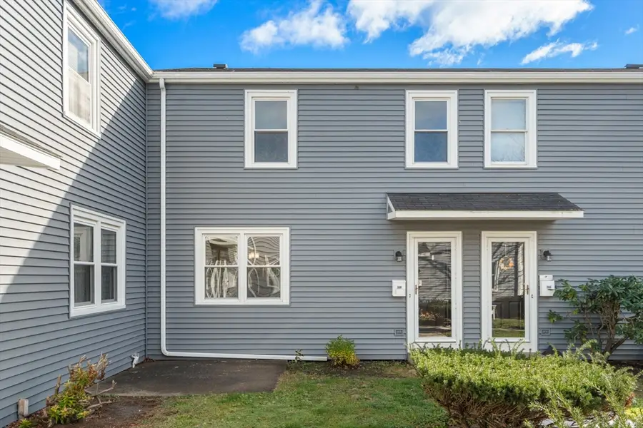 36 Irving St #B, Salem, MA 01970 - Image #2