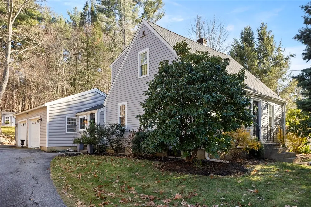 85 Red Acre Rd, Stow, MA 01775 - Image #1