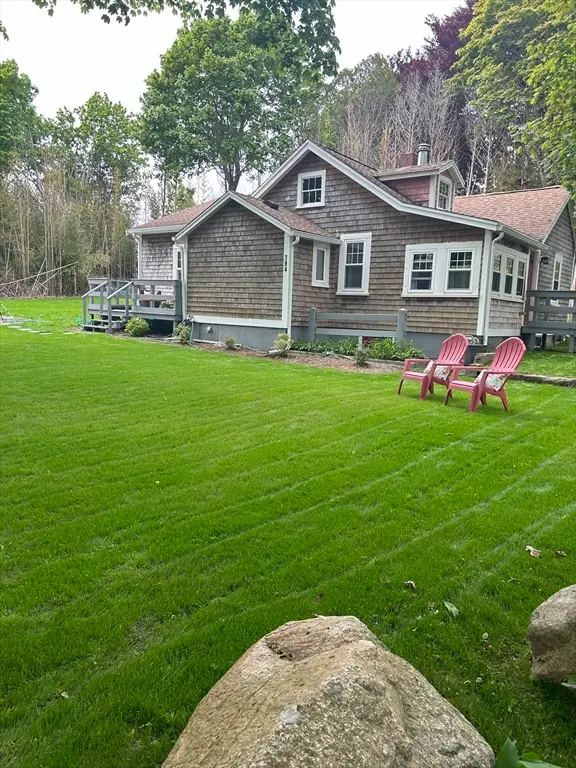 794 Sandwich Rd, Falmouth, MA 02540