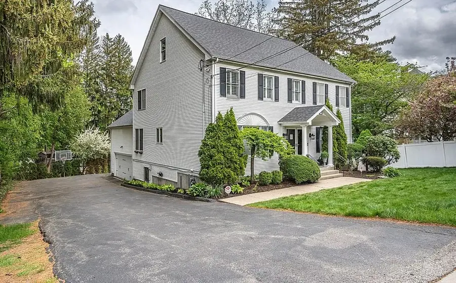396 Dedham Street, Newton, MA 02459 - Image #2