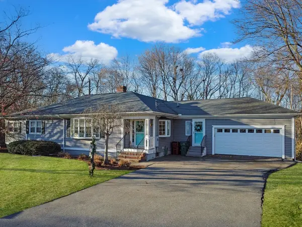 288 Hovey Street, Lowell, MA 01852