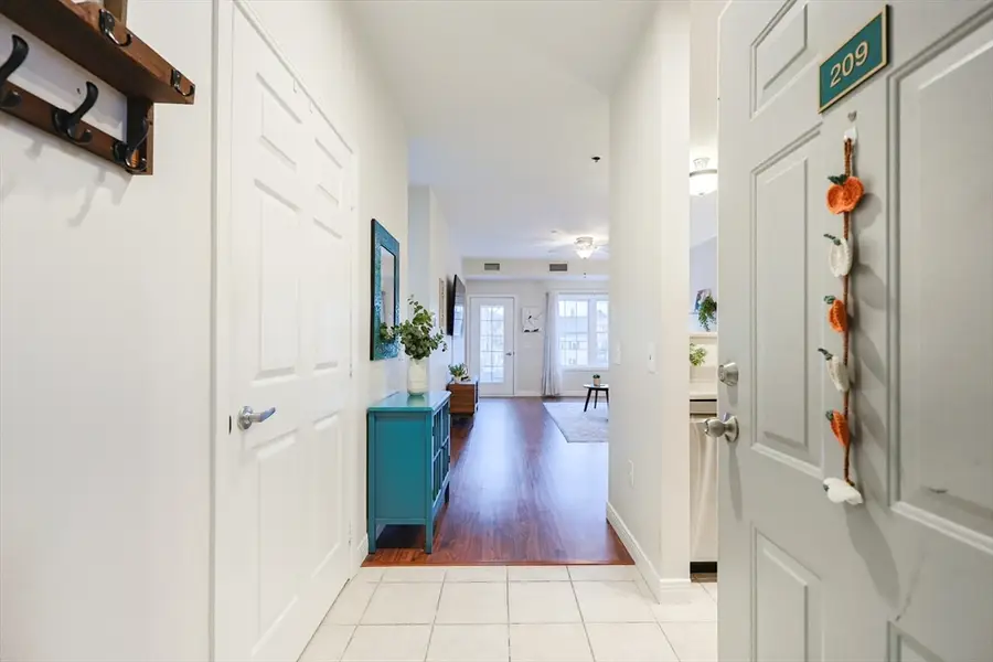 8 Walnut St #209, Peabody, MA 01960 - Image #2