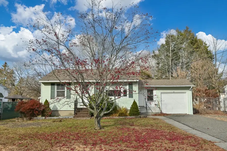 42 Beresford St, Lawrence, MA 01843 - Image #3