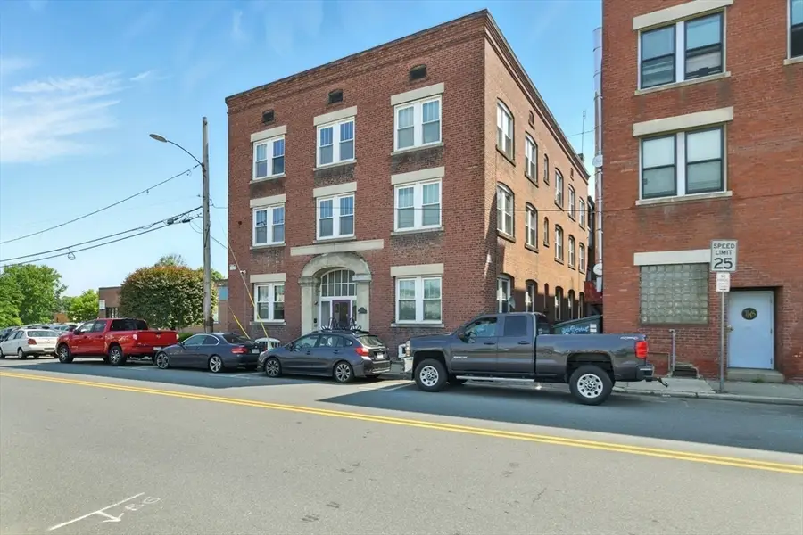 11 Conway St, Greenfield, MA 01301 - Image #2