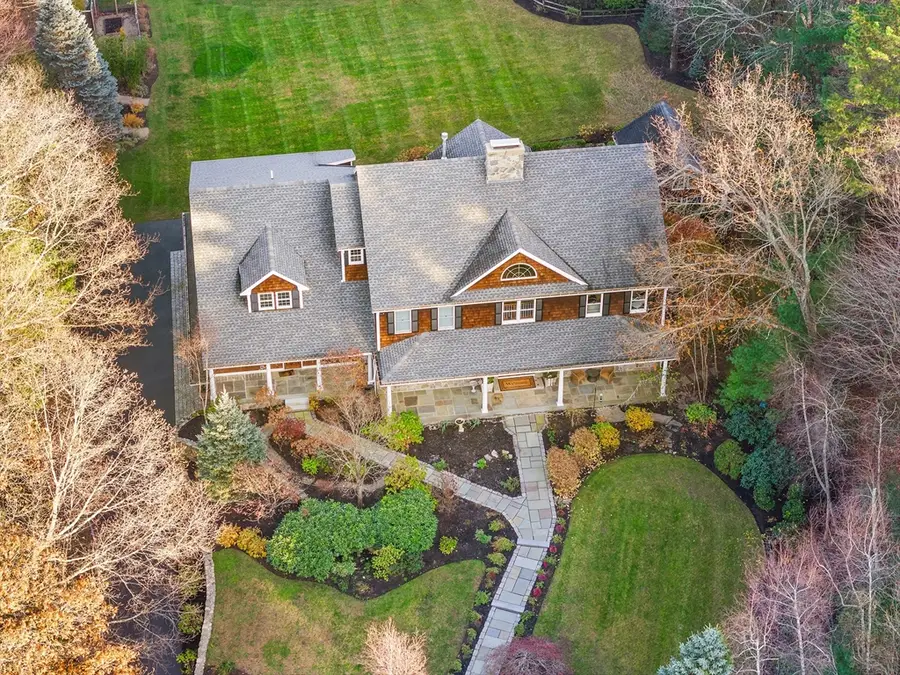 14 Wolfpen Ln, Southborough, MA 01772 - Image #2