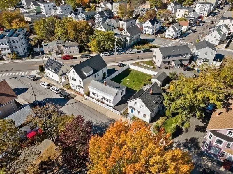 41 Durham St, Lawrence, MA 01843 - Image #3