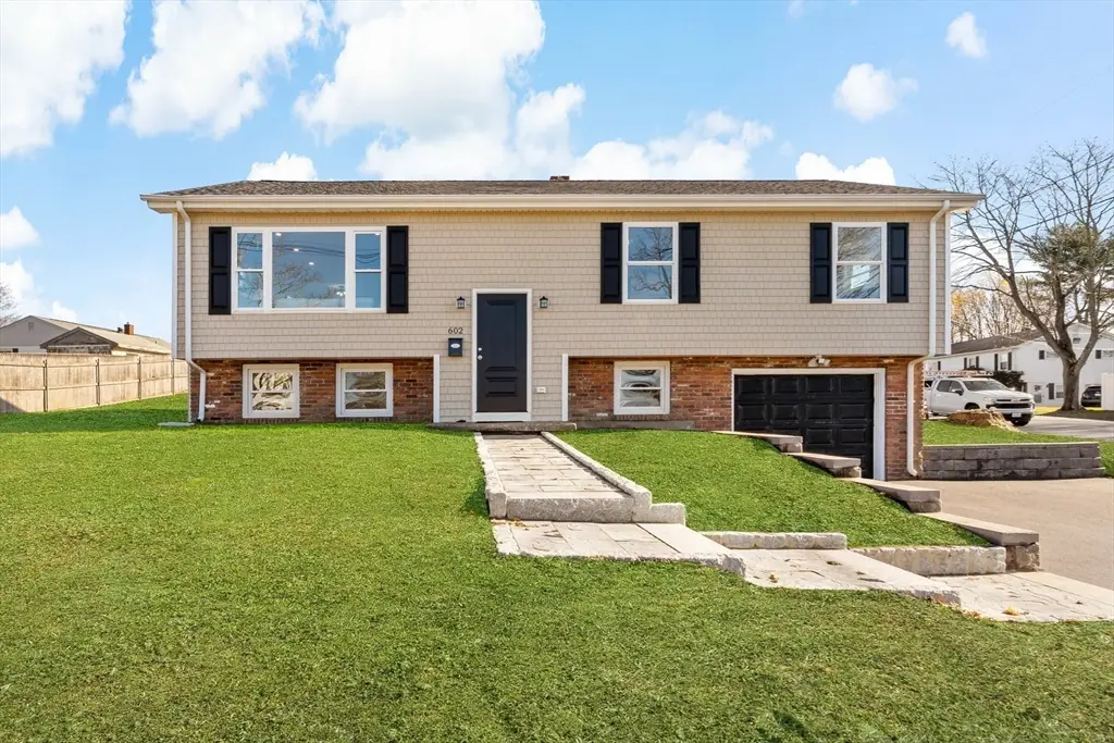 602 Regan Rd, Somerset, MA 02726 - Image #1